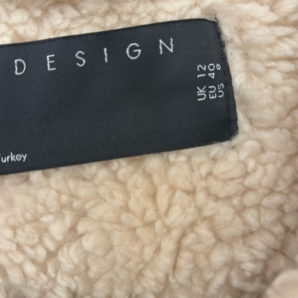 ASOS Denim jacket with Sherpa like lining , snap closure, OVERSIZED size 8 - XL - Picture 4 of 7